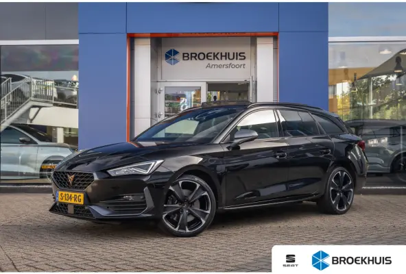 1.4 e-Hybrid VZ Adrenaline | Schuif/kantel dak | Stoel- Stuurverwarming | Dodehoek Detectie | Apple Carplay/Android Auto | Achteruitrijcamera | Achteruitrijcamera | Apple Carplay/Android Aut
