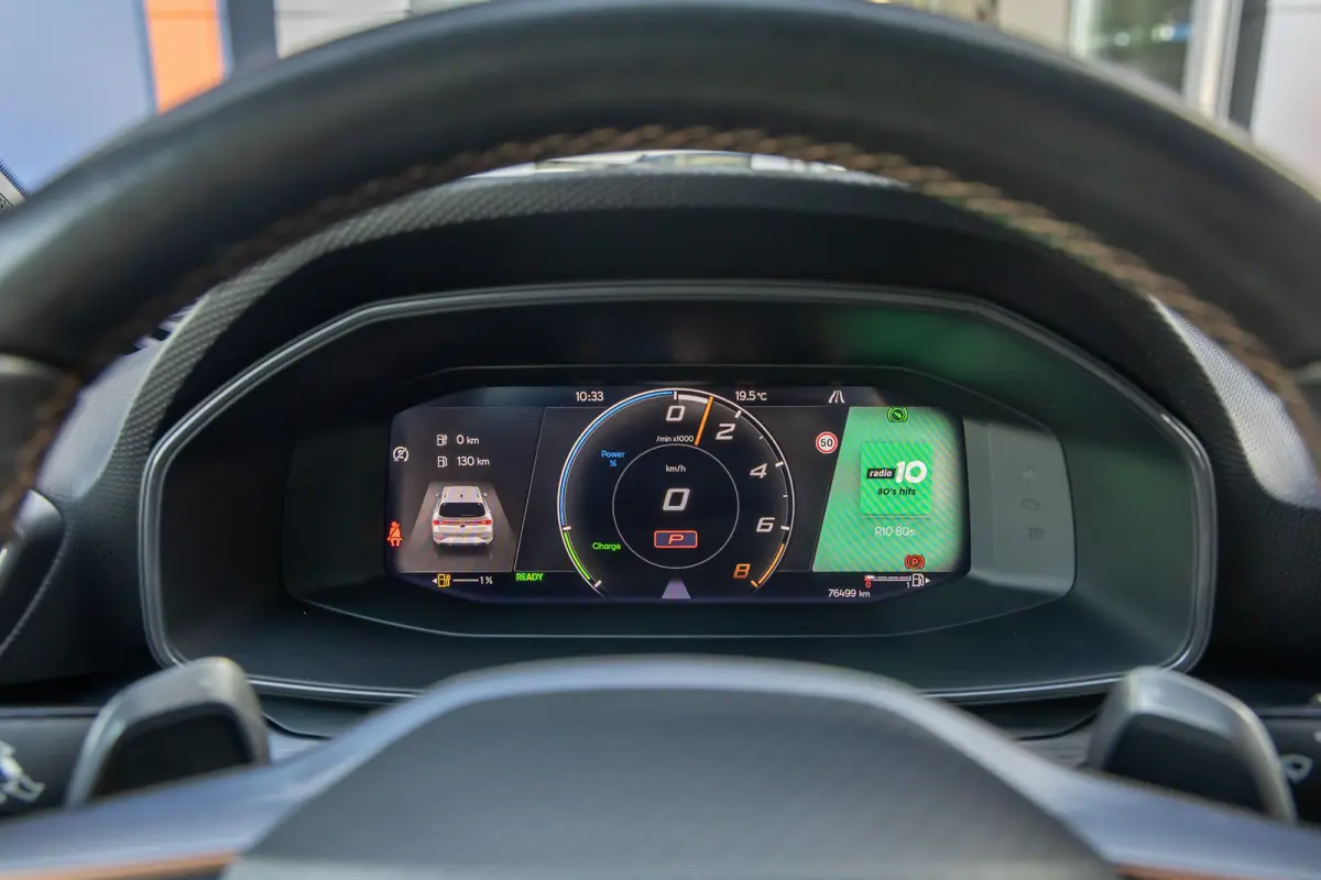 1.4 e-Hybrid VZ Adrenaline | Schuif/kantel dak | Stoel- Stuurverwarming | Dodehoek Detectie | Apple Carplay/Android Auto | Achteruitrijcamera | Achteruitrijcamera | Apple Carplay/Android Aut