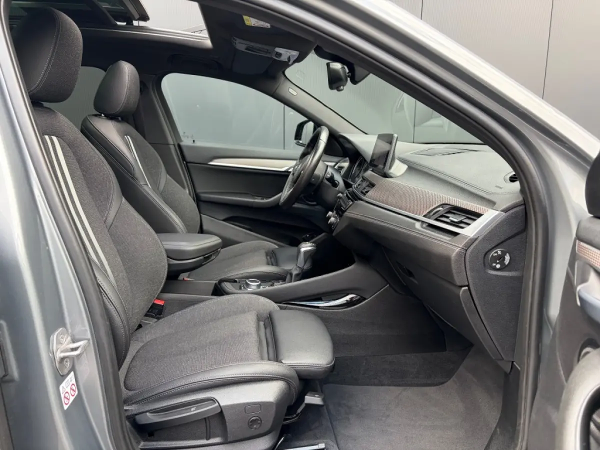 xDrive25e M Sport Pano ACC HUD Camera LED Leder E.klep Sfeerlicht