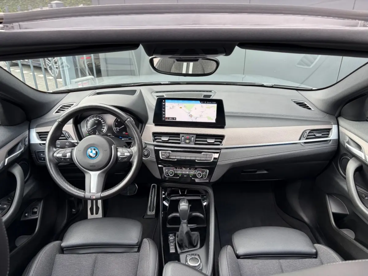 xDrive25e M Sport Pano ACC HUD Camera LED Leder E.klep Sfeerlicht