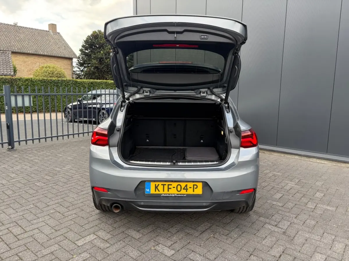 xDrive25e M Sport Pano ACC HUD Camera LED Leder E.klep Sfeerlicht