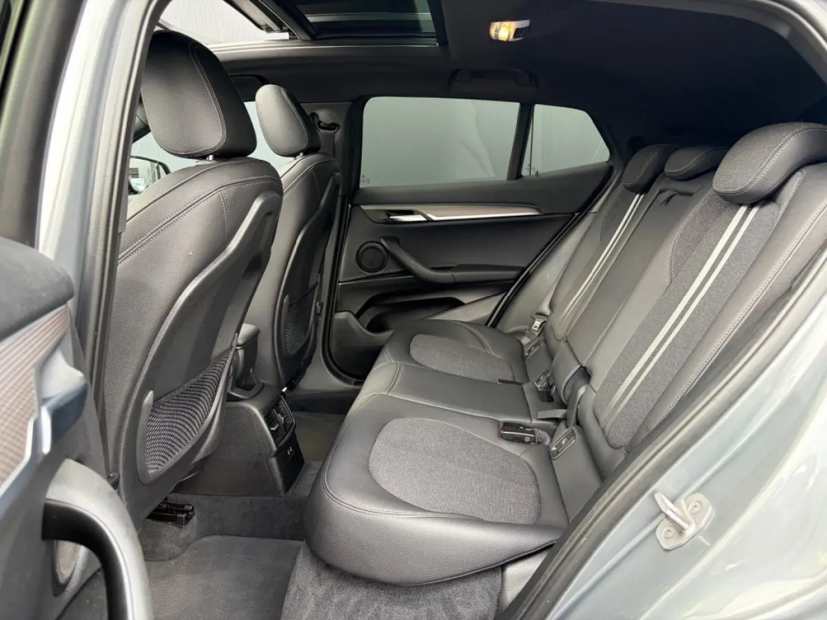 xDrive25e M Sport Pano ACC HUD Camera LED Leder E.klep Sfeerlicht