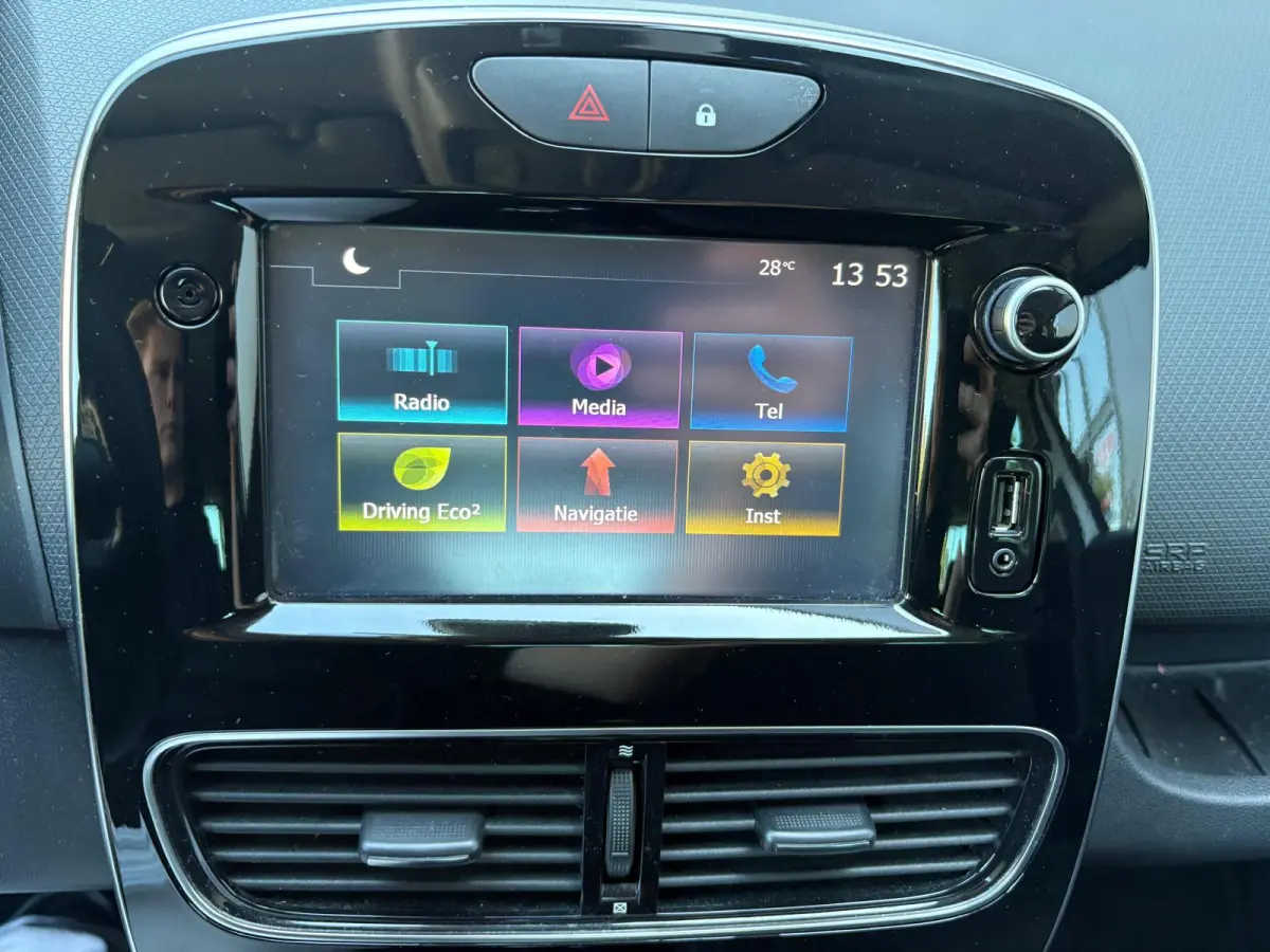 0.9 TCe Limited Navigatie/Bluetooth/Parkeerhulp/Cruise-control