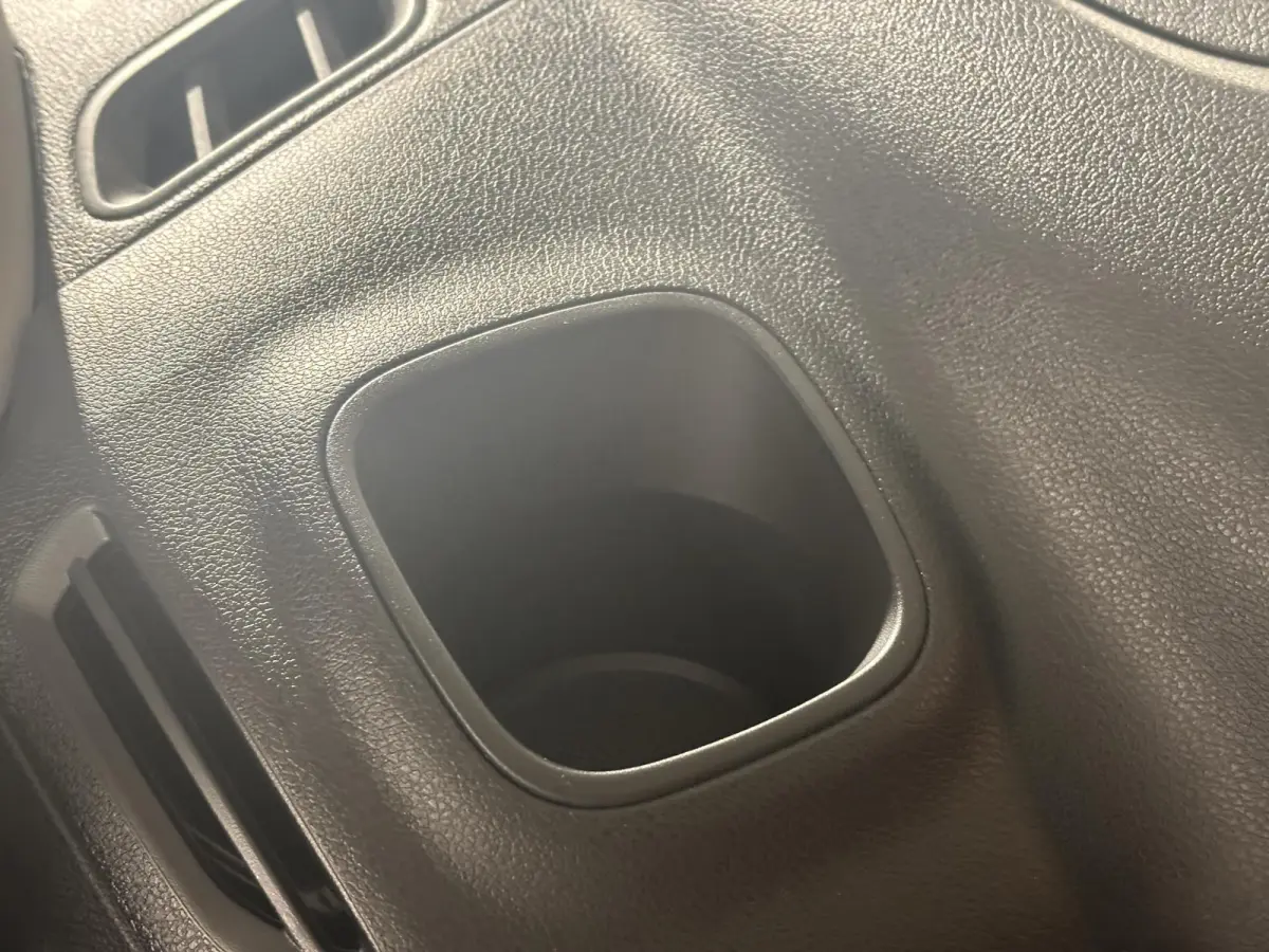 Feel 50 kWh | Camera achter | Lichtmetalen velgen | Cruise control | Apple Carplay - Android Auto | Navi
