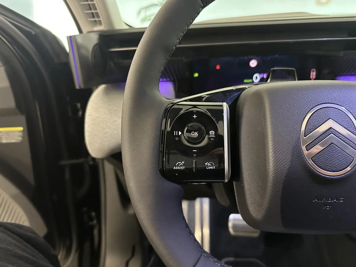 Max Comfort Range 74 kWh | DIRECT LEVERBAAR | 360 vision | Adaptive Cruise Control | Stoelverwarming + Ventilatie | Head up Display | Apple Carplay + Android Auto