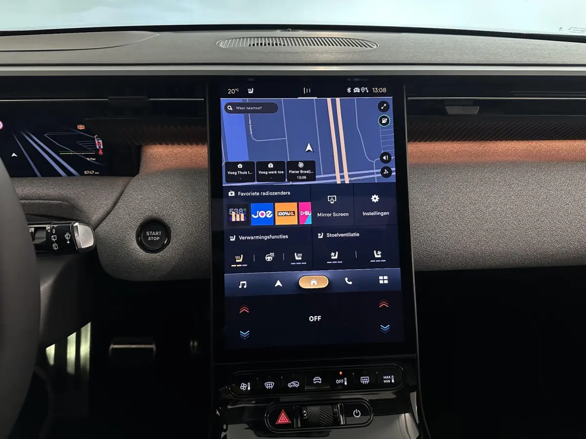 Max Comfort Range 74 kWh | DIRECT LEVERBAAR | 360 vision | Adaptive Cruise Control | Stoelverwarming + Ventilatie | Head up Display | Apple Carplay + Android Auto