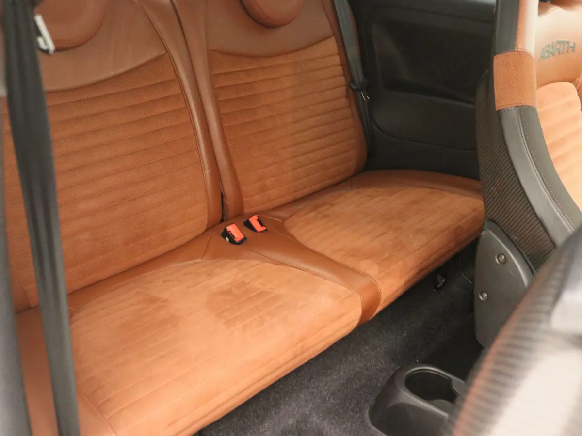 1.4 T-Jet Abarth 595 | Sabelt kuipstoelen | Monza uitlaat |