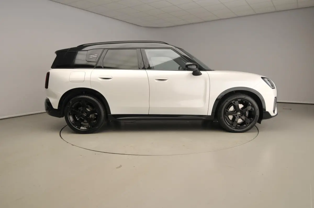 1.5 C John Cooper Works | LED | HUD | Panoramadak | Trekhaak | Stoelverwarming | DAB | Harman-kardon sound | Alu 19 inch