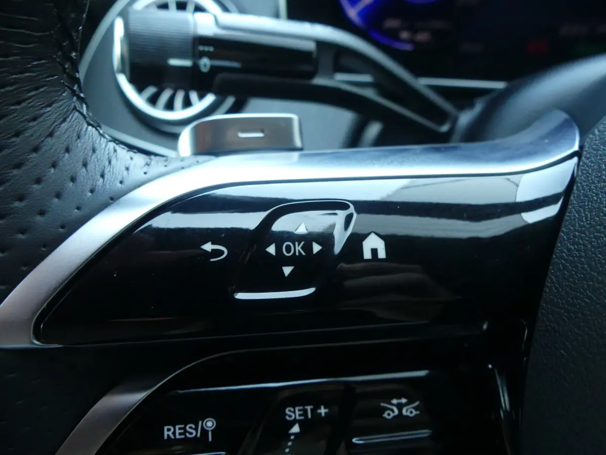 350+ AMG Line 91 kWh | SOH 98% | PANORAMADAK | ELEKTRISCHE STOELEN + STUURKOLOM  MET GEHEUGEN | ELEKTRISCHE ACHTERKLEP | ADAPTIVE CRUISE | PREMIUM AUDIO | DODEHOEKDETECTIE |