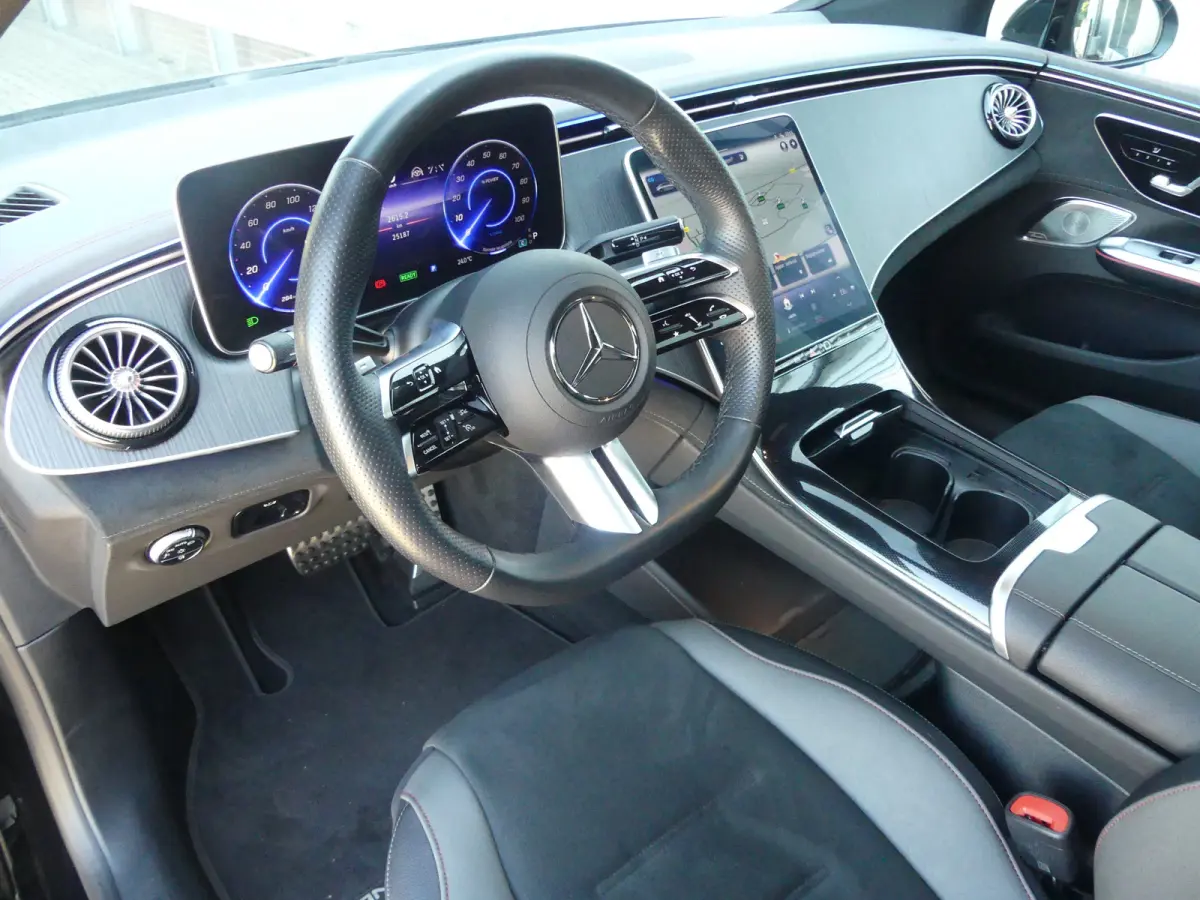 350+ AMG Line 91 kWh | SOH 98% | PANORAMADAK | ELEKTRISCHE STOELEN + STUURKOLOM  MET GEHEUGEN | ELEKTRISCHE ACHTERKLEP | ADAPTIVE CRUISE | PREMIUM AUDIO | DODEHOEKDETECTIE |