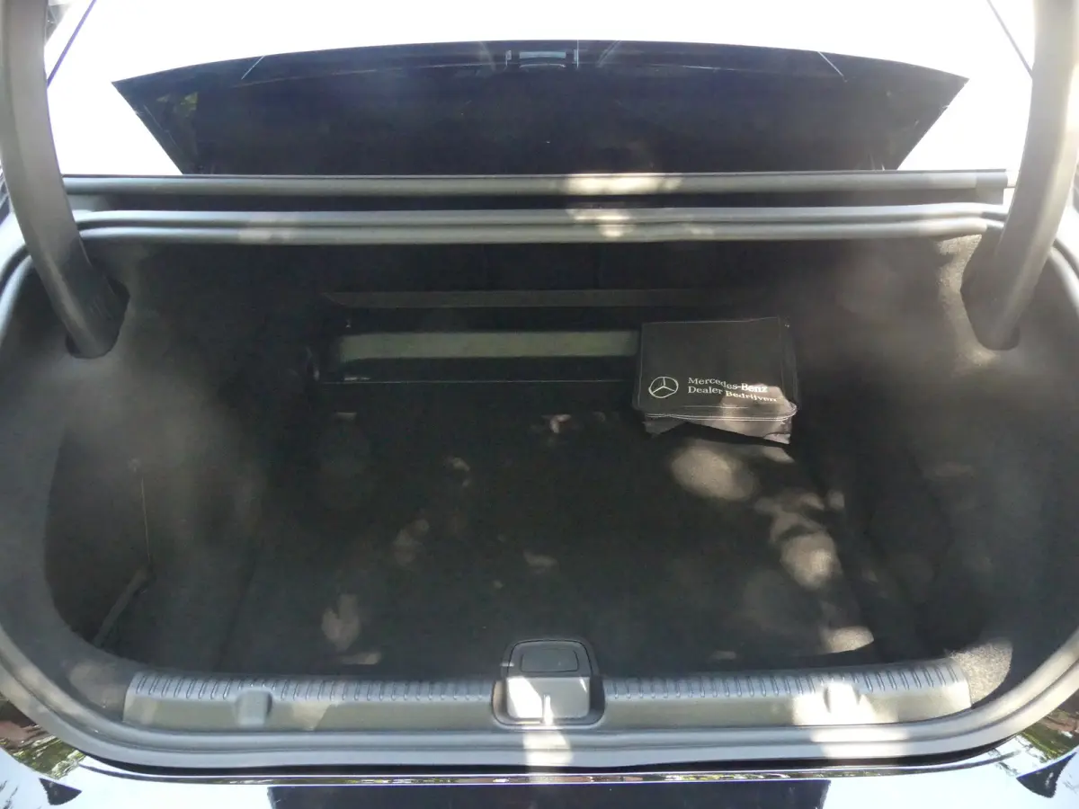 350+ AMG Line 91 kWh | SOH 98% | PANORAMADAK | ELEKTRISCHE STOELEN + STUURKOLOM  MET GEHEUGEN | ELEKTRISCHE ACHTERKLEP | ADAPTIVE CRUISE | PREMIUM AUDIO | DODEHOEKDETECTIE |
