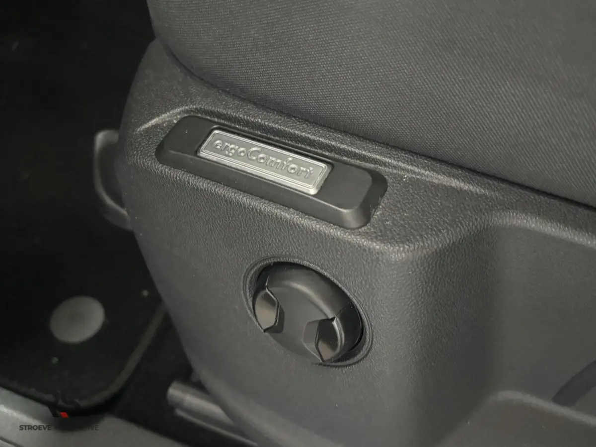2.0 TDI 102 pk 1st Edition | Navi | LED | ACC | Camera | PDC | Virtual | DAB | CarPlay | Vloer/wand | Trekh | Org NL |