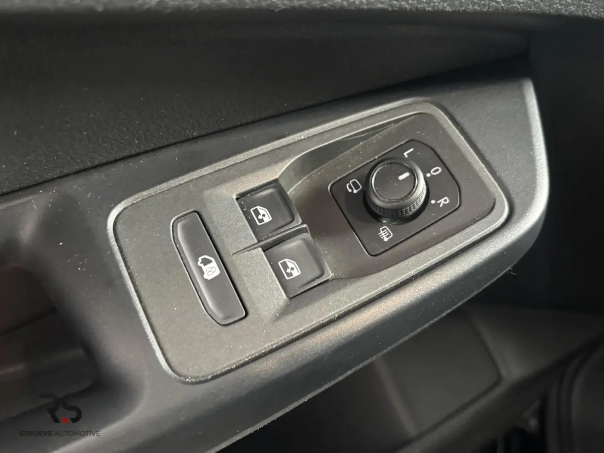 2.0 TDI 102 pk 1st Edition | Navi | LED | ACC | Camera | PDC | Virtual | DAB | CarPlay | Vloer/wand | Trekh | Org NL |