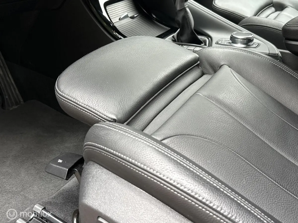 xDrive20i M Sport Schuifdak Navi Leer HUD LED Camera Hifi