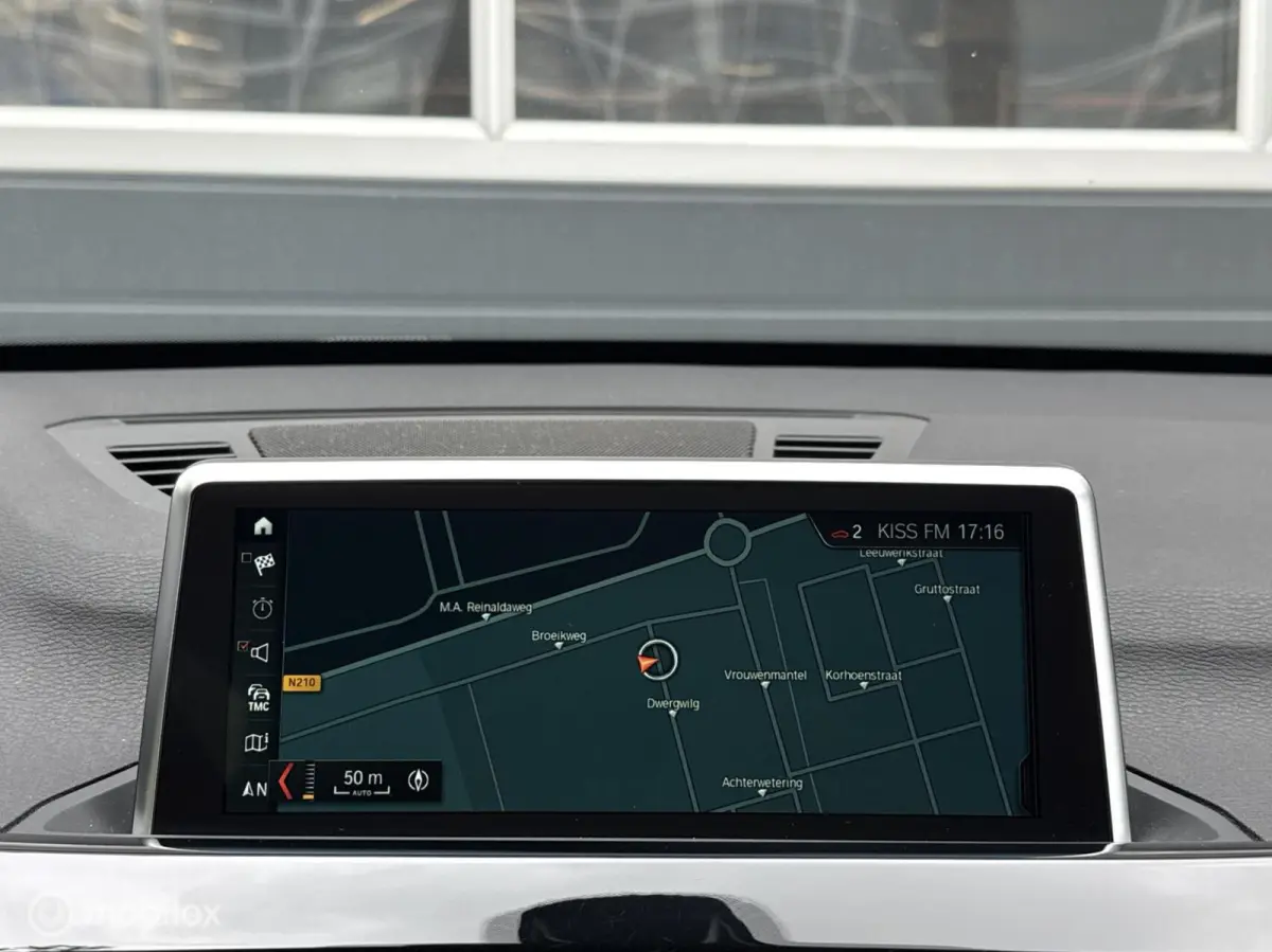 xDrive20i M Sport Schuifdak Navi Leer HUD LED Camera Hifi