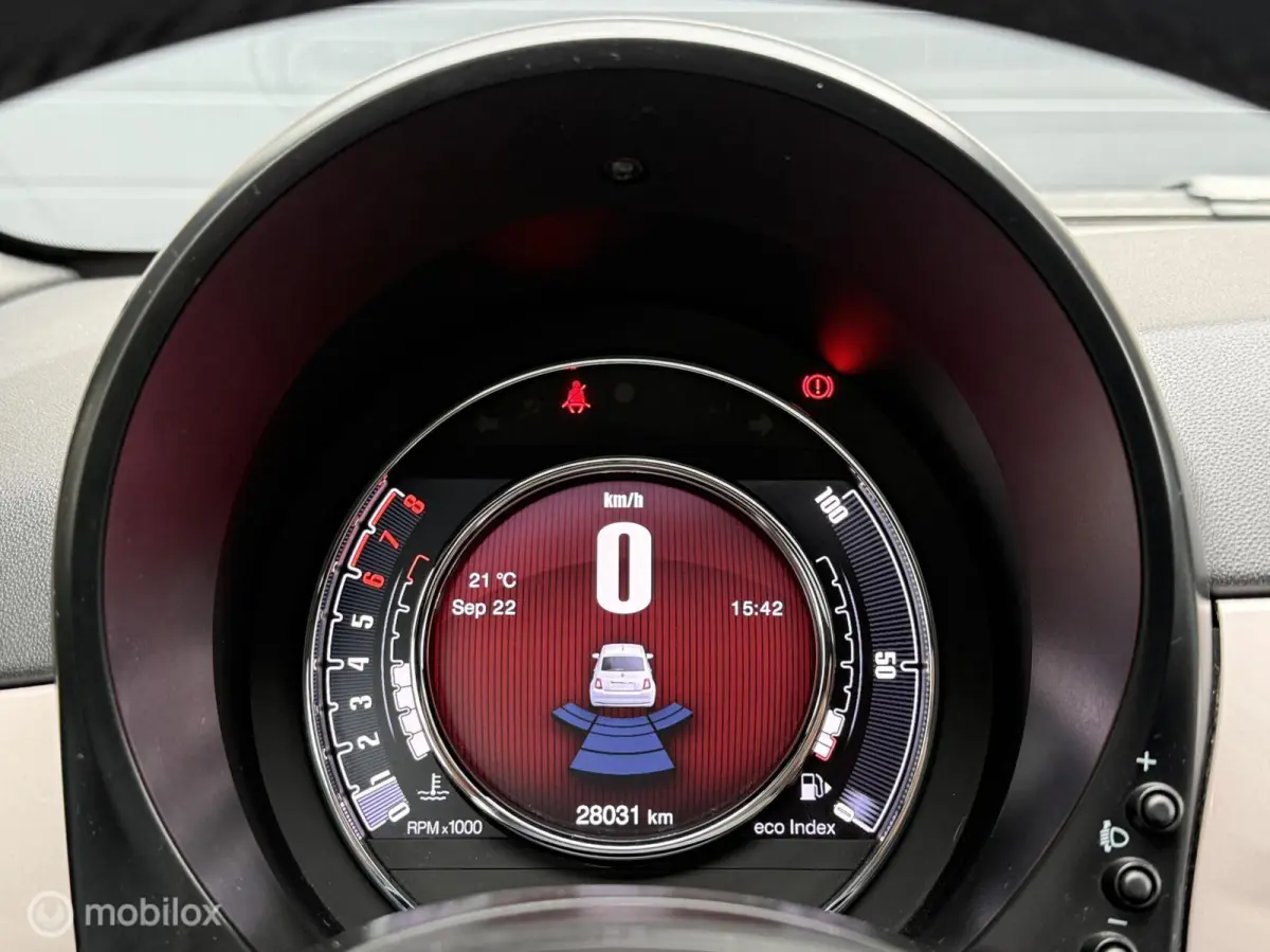 1.0 Hybrid Dolcevita Panodak Navi Carplay PDC 16 inch Cruise Control