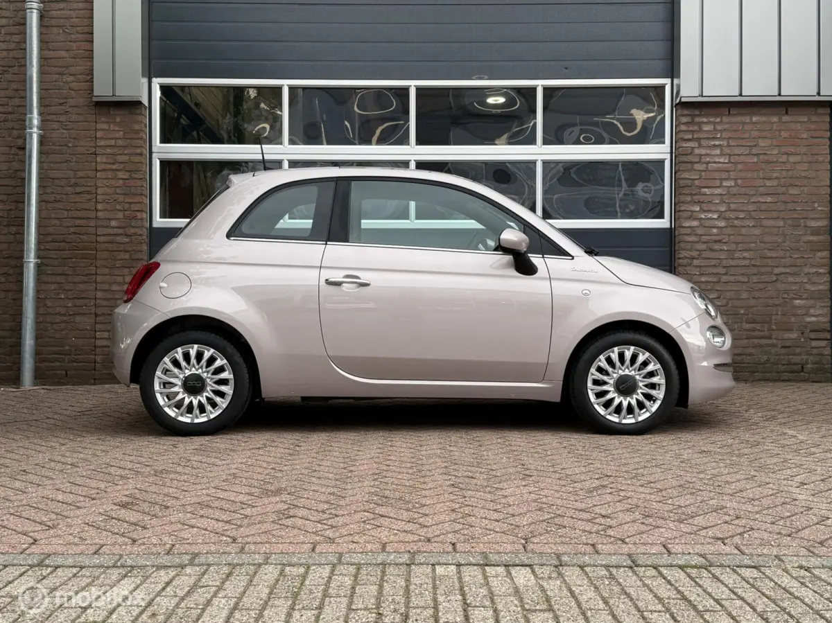 1.0 Hybrid Dolcevita Panodak Navi Carplay PDC 16 inch Cruise Control