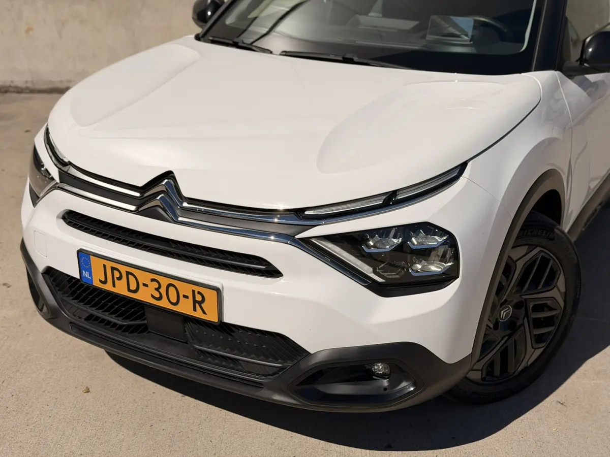 1.2 Shine Automaat 360 camera HUD CarPlay Navi