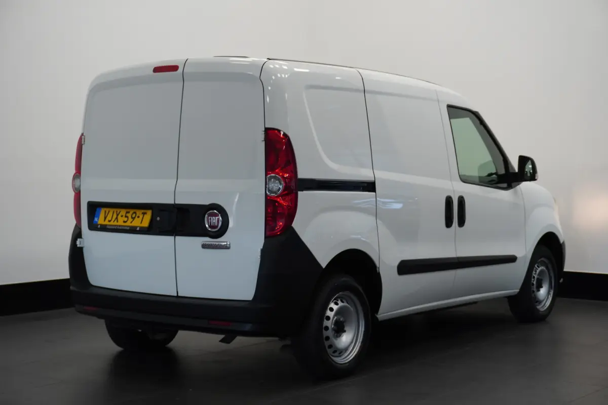 1.3 MJ EURO 6 - Airco - Start/Stop - NAP - € 9.900,- Excl.