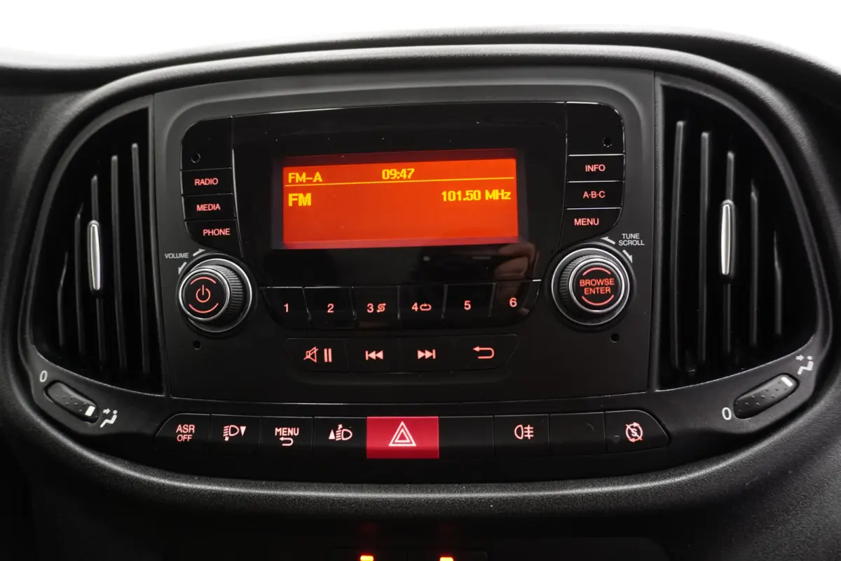 1.3 MJ EURO 6 - Airco - Start/Stop - NAP - € 9.900,- Excl.