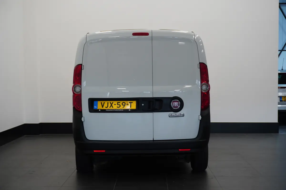 1.3 MJ EURO 6 - Airco - Start/Stop - NAP - € 9.900,- Excl.