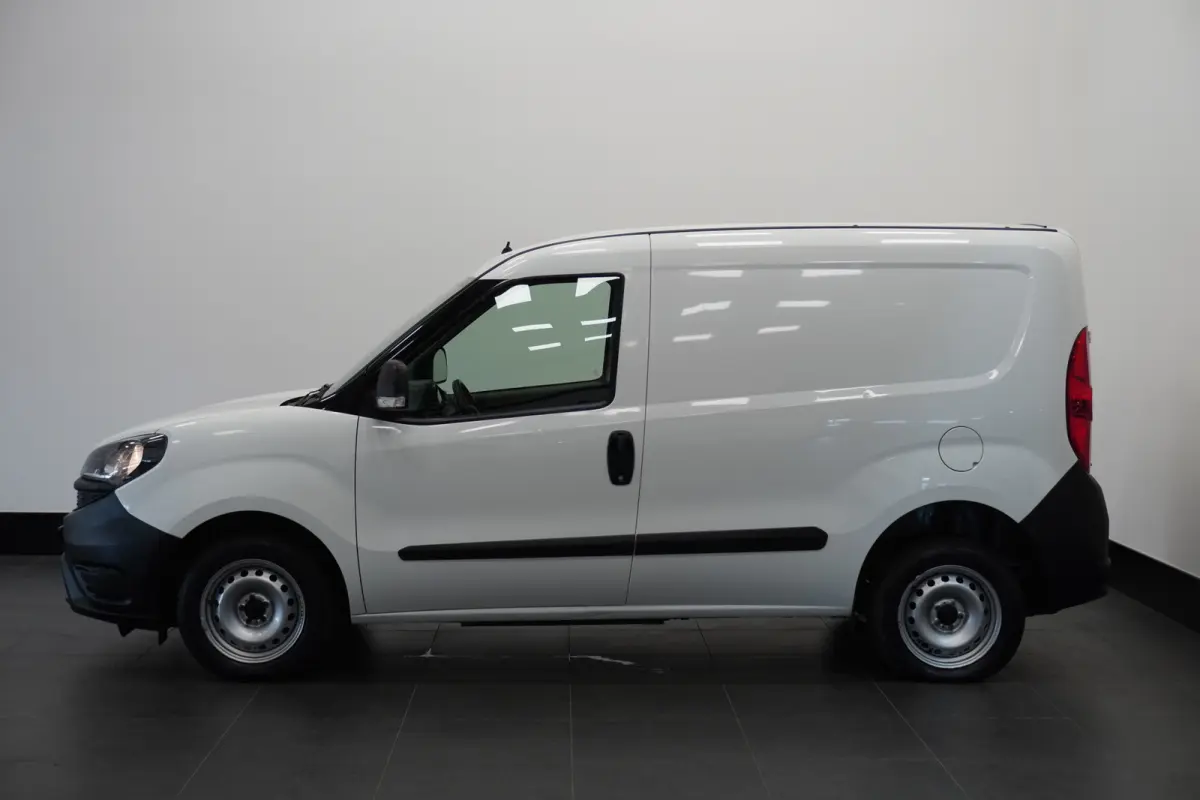 1.3 MJ EURO 6 - Airco - Start/Stop - NAP - € 9.900,- Excl.