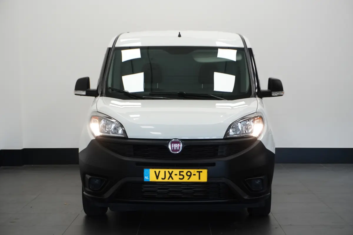 1.3 MJ EURO 6 - Airco - Start/Stop - NAP - € 9.900,- Excl.