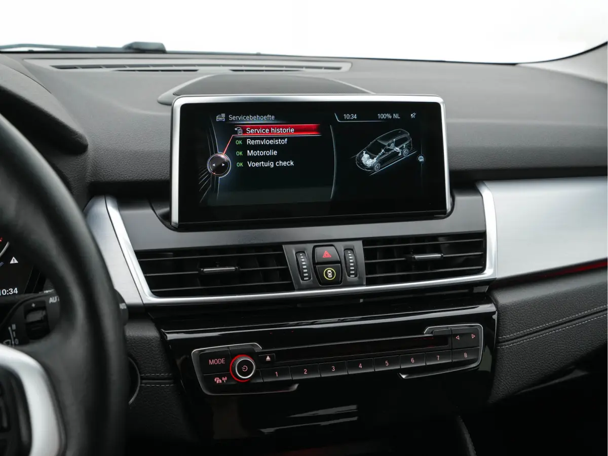 216d High Executive Luxury-Line [7-Pers.] (INCL-BTW) Aut. * LEATHER | FULL-LED | HIFI-SOUND | HEAD-UP | ADAPTIVE-CRUISE | KEYLESS | NAVI-FULLMAP | HEATED-SPORTSEATS | PRIVACY-GLASS | ECC | P