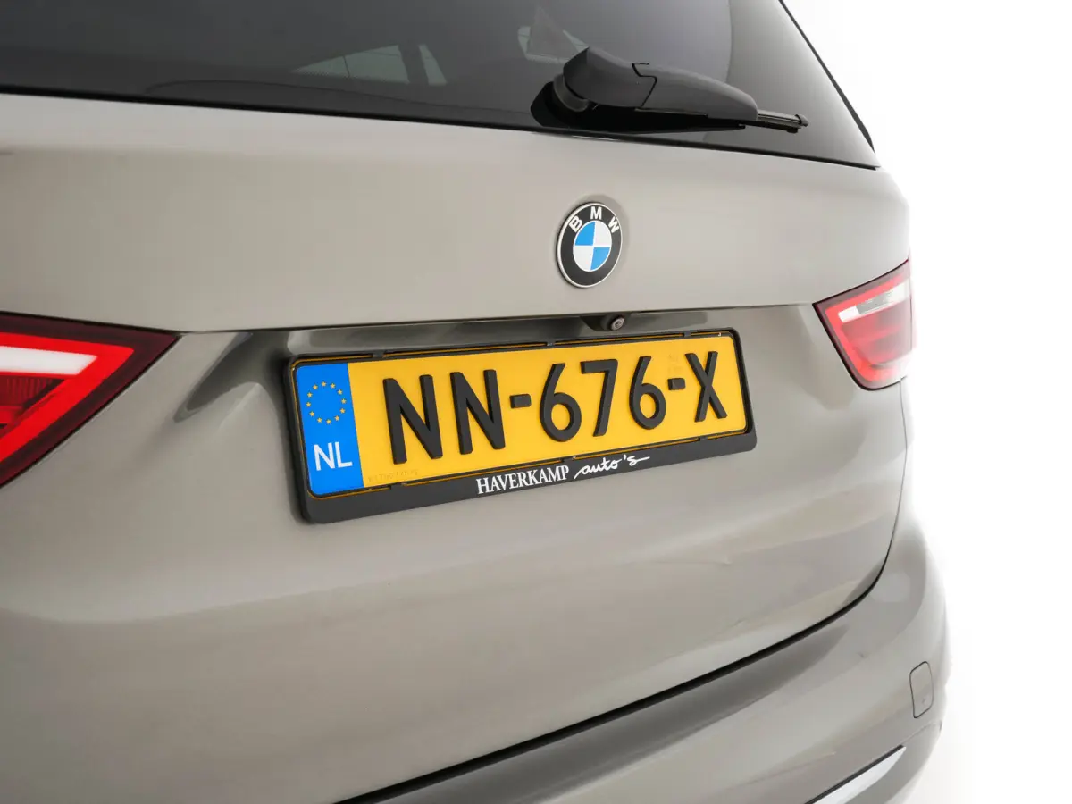 216d High Executive Luxury-Line [7-Pers.] (INCL-BTW) Aut. * LEATHER | FULL-LED | HIFI-SOUND | HEAD-UP | ADAPTIVE-CRUISE | KEYLESS | NAVI-FULLMAP | HEATED-SPORTSEATS | PRIVACY-GLASS | ECC | P