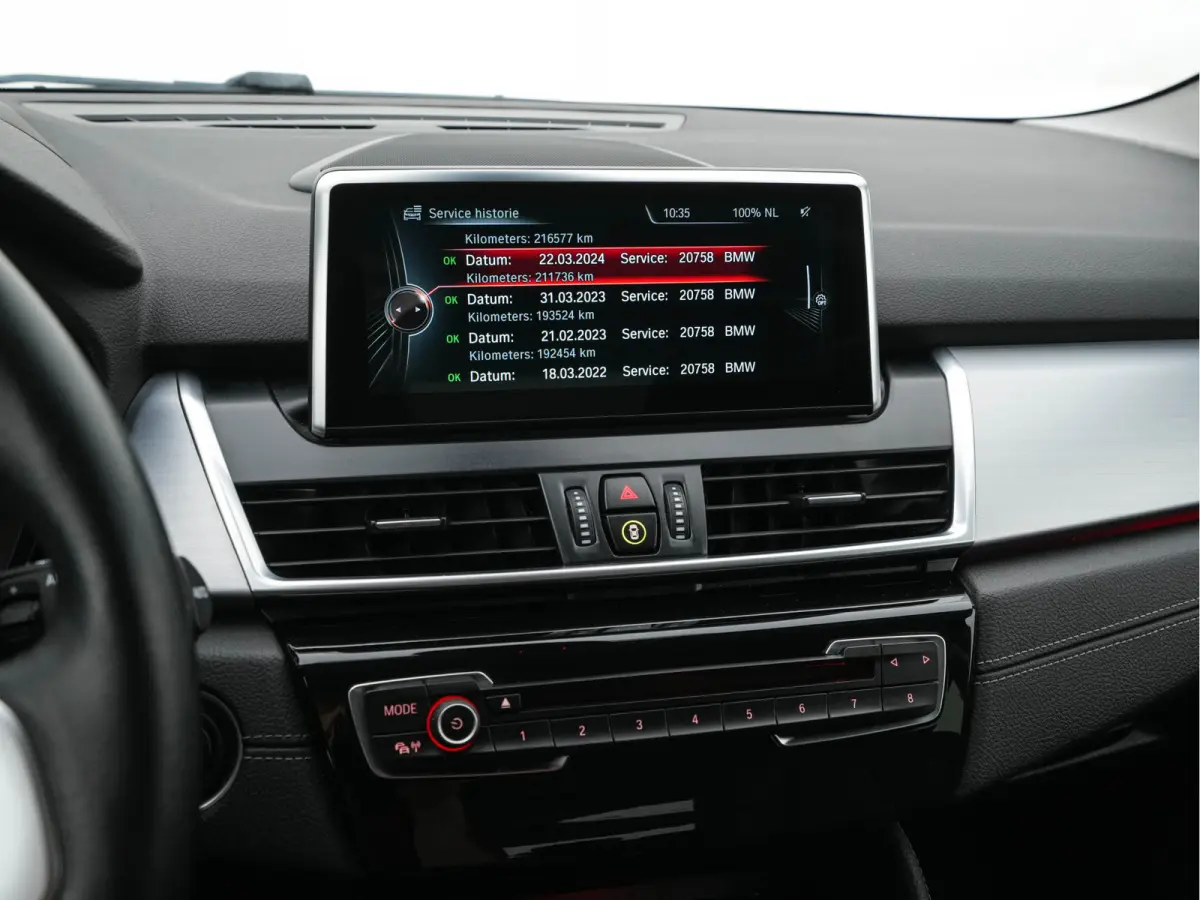 216d High Executive Luxury-Line [7-Pers.] (INCL-BTW) Aut. * LEATHER | FULL-LED | HIFI-SOUND | HEAD-UP | ADAPTIVE-CRUISE | KEYLESS | NAVI-FULLMAP | HEATED-SPORTSEATS | PRIVACY-GLASS | ECC | P