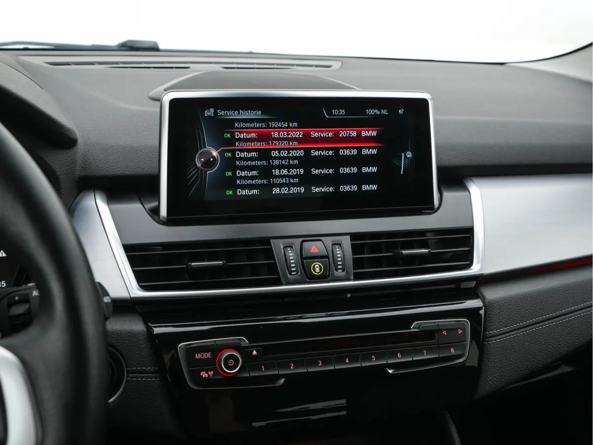 216d High Executive Luxury-Line [7-Pers.] (INCL-BTW) Aut. * LEATHER | FULL-LED | HIFI-SOUND | HEAD-UP | ADAPTIVE-CRUISE | KEYLESS | NAVI-FULLMAP | HEATED-SPORTSEATS | PRIVACY-GLASS | ECC | P