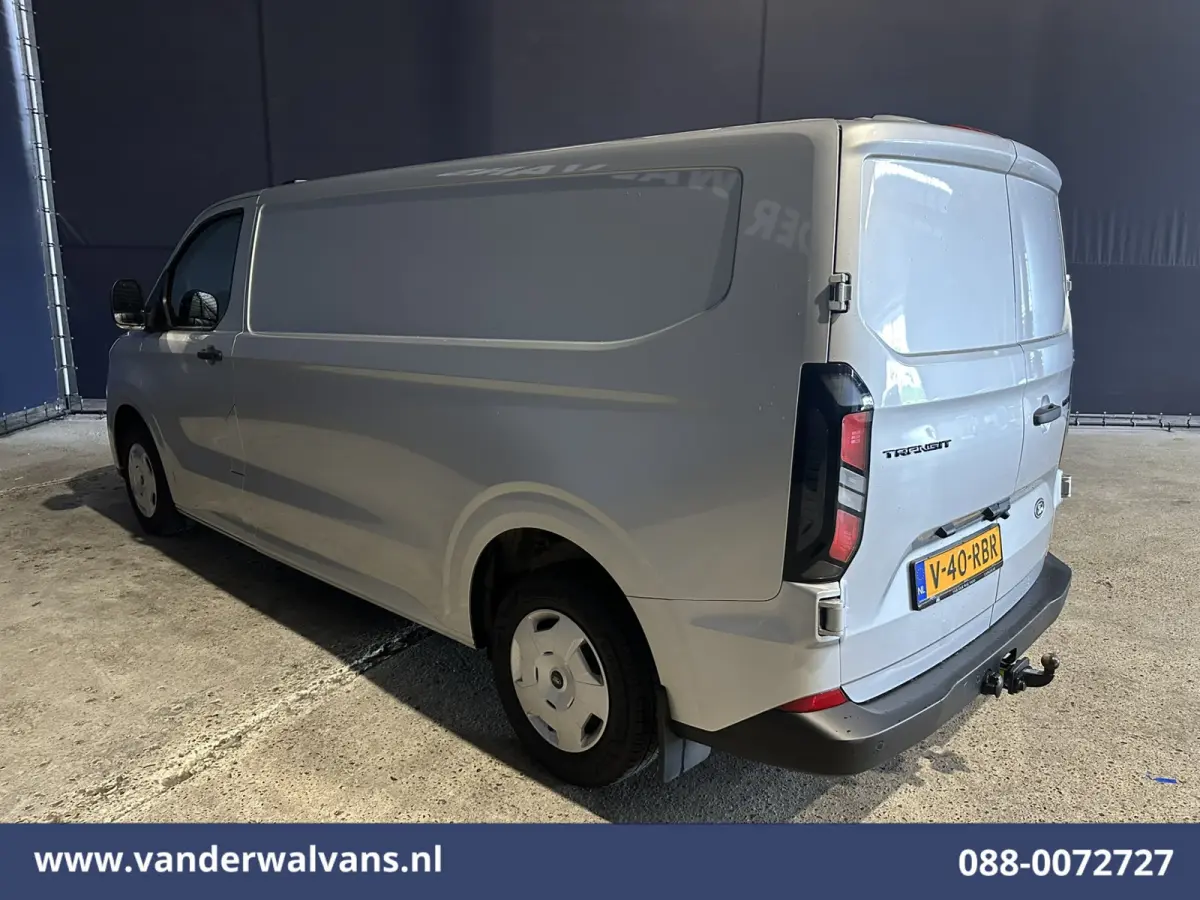 2.0 TDCI 136pk L2H1 Euro6 Airco | Camera | Navigatie | Apple Carplay | LED | Cruisecontrol Android Auto, 2800kg trekhaak, Parkeersensoren, Verwarmde voorruit, Bijrijdersbank