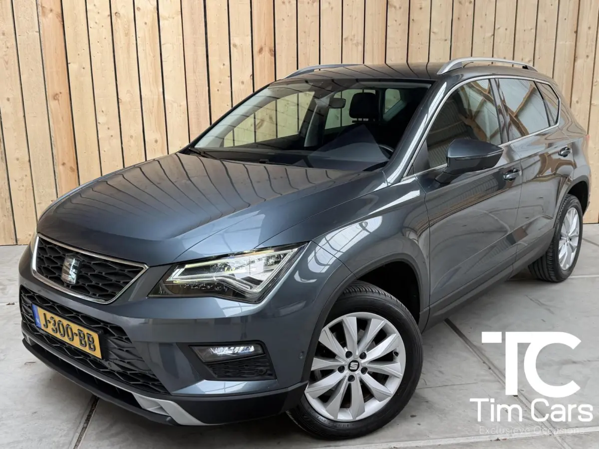 1.0 EcoTSI Style Business Intense Alcantara | Apple CarPlay/Android Auto Full-link | Achteruitrijcamera | Cruise & climate control | DAB ontvanger | Groot licht assistent | LED verlichting |