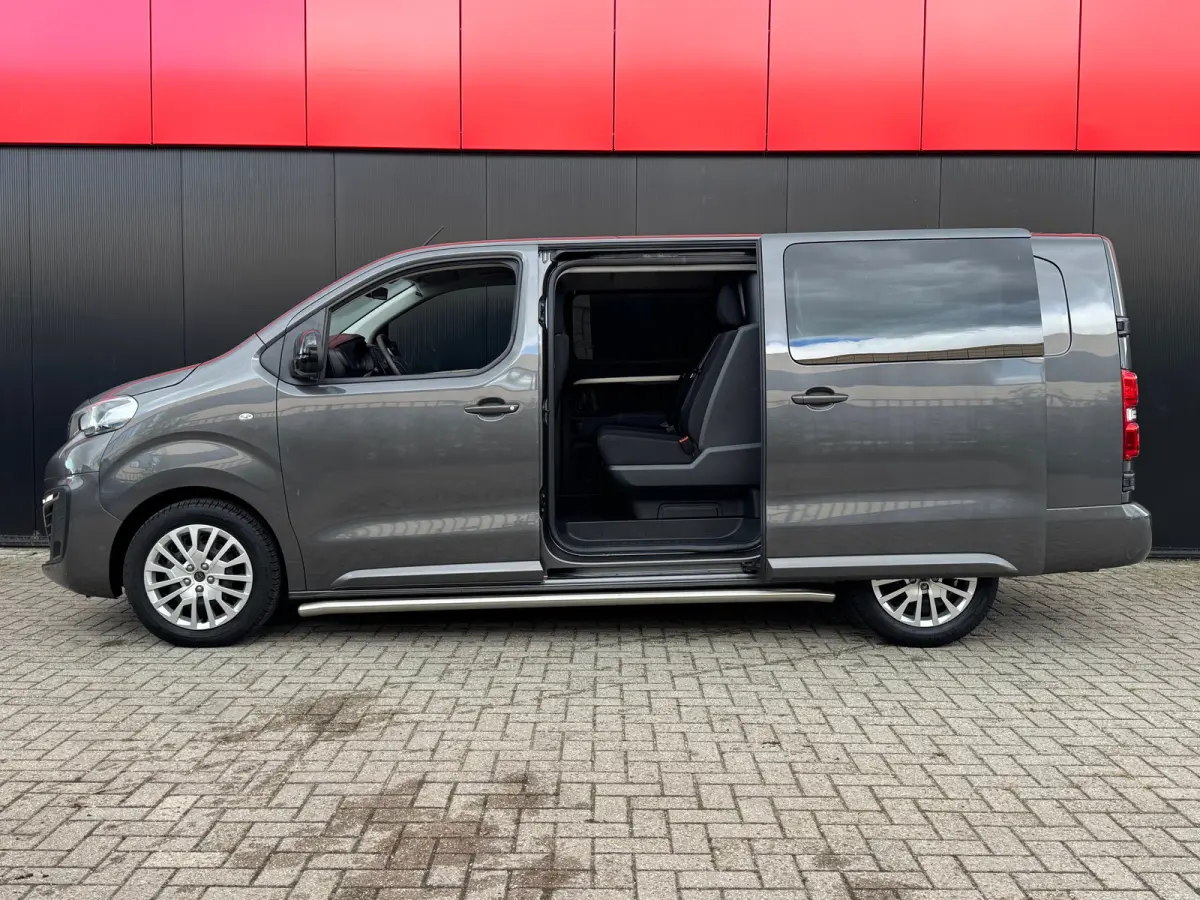 2.0 BlueHDI 180 S&S DC DC | Trekhaak | Dubbele schuifdeur | Navigatie | Camera | Cruise Control | 2 zitplaatsen rechtsvoor | Armsteun voor | Bluetooth telefoonvoorbereiding