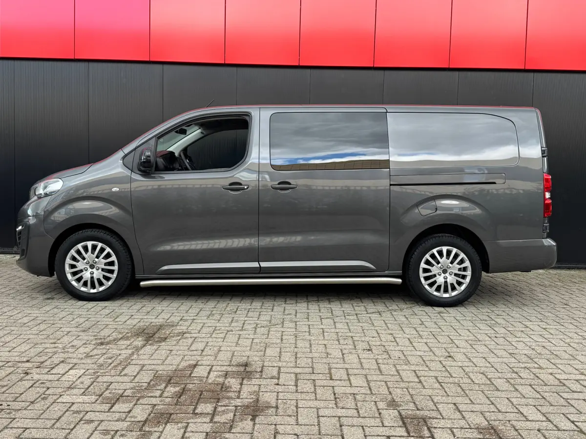 2.0 BlueHDI 180 S&S DC DC | Trekhaak | Dubbele schuifdeur | Navigatie | Camera | Cruise Control | 2 zitplaatsen rechtsvoor | Armsteun voor | Bluetooth telefoonvoorbereiding