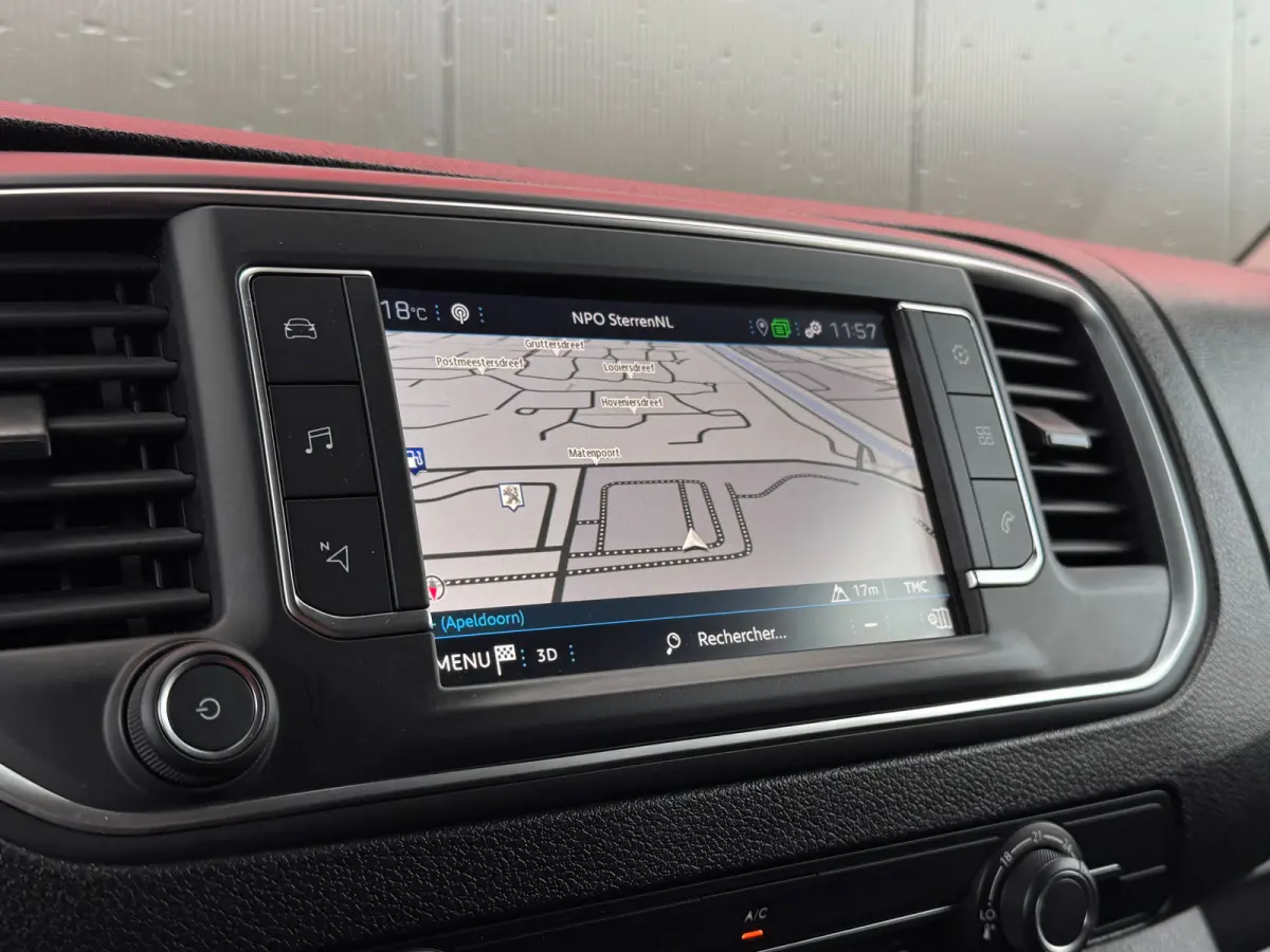 2.0 BlueHDI 180 S&S DC DC | Trekhaak | Dubbele schuifdeur | Navigatie | Camera | Cruise Control | 2 zitplaatsen rechtsvoor | Armsteun voor | Bluetooth telefoonvoorbereiding
