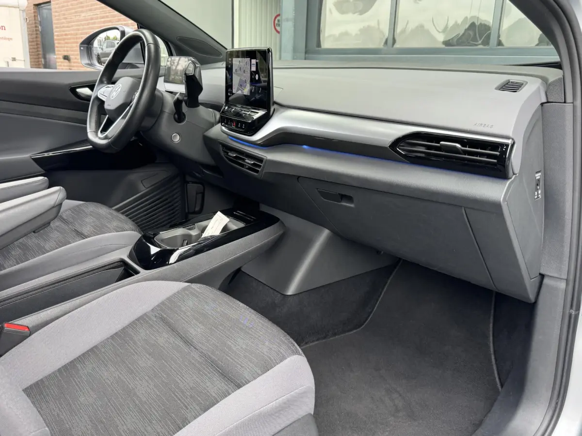 PRO 77 KWH (96% SOH) I STOELVERWARMING I P-CAMERA I NAVIGATIESYSTEEM I GROOT ACCUPAKKET