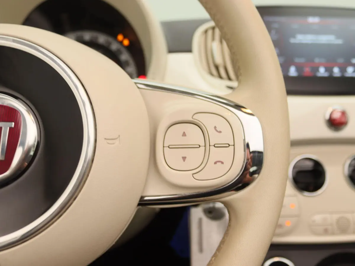 1.0 Hybrid Dolcevita | Climate Control | Apple Carplay/Android Auto | Zuinig | Lichtmetalen Velgen |