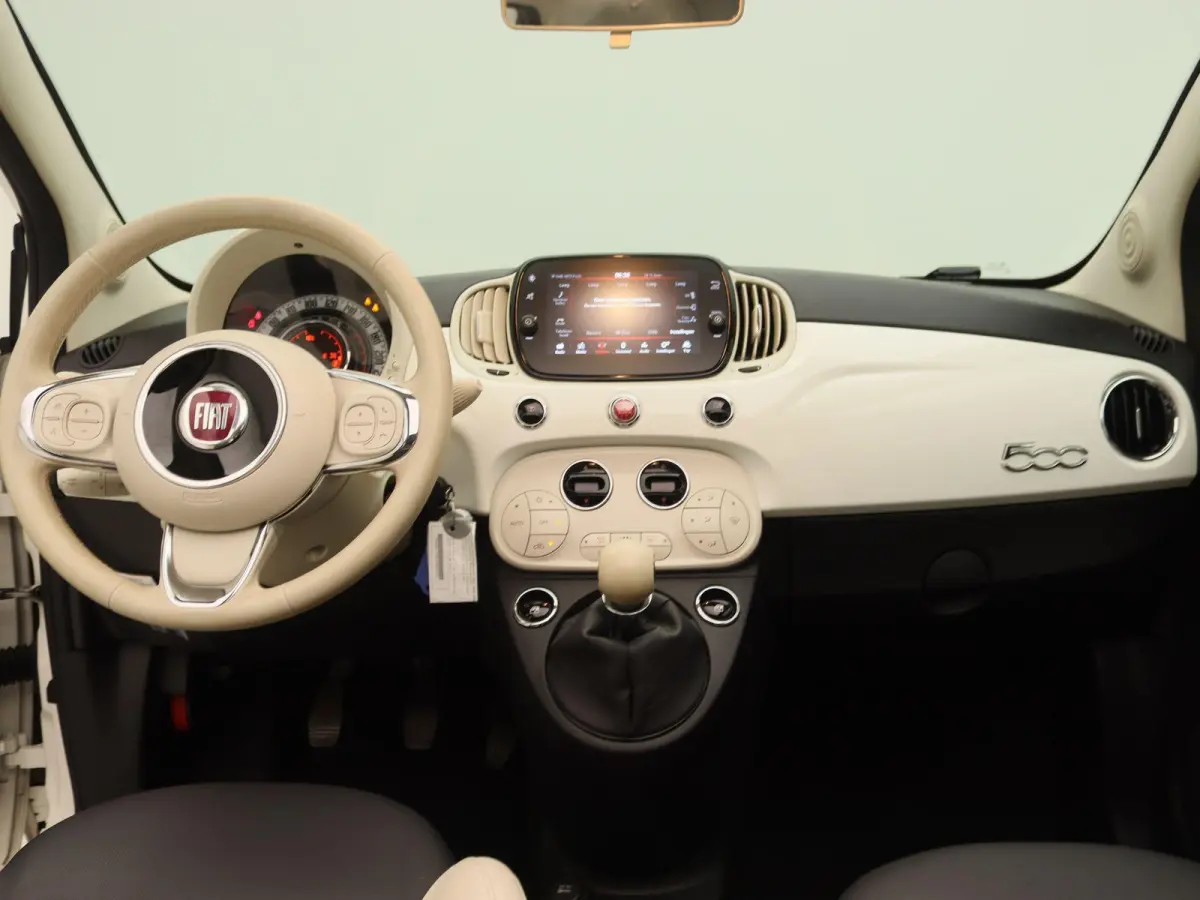1.0 Hybrid Dolcevita | Climate Control | Apple Carplay/Android Auto | Zuinig | Lichtmetalen Velgen |