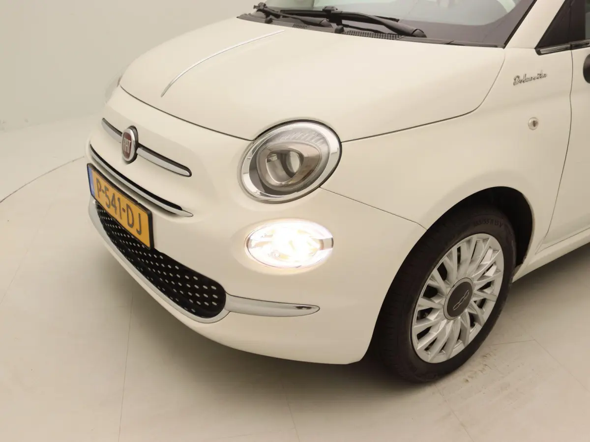 1.0 Hybrid Dolcevita | Climate Control | Apple Carplay/Android Auto | Zuinig | Lichtmetalen Velgen |
