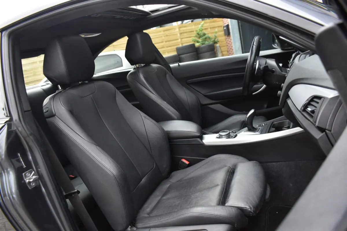 M235i High Executive Keyless Pano H/K Camera