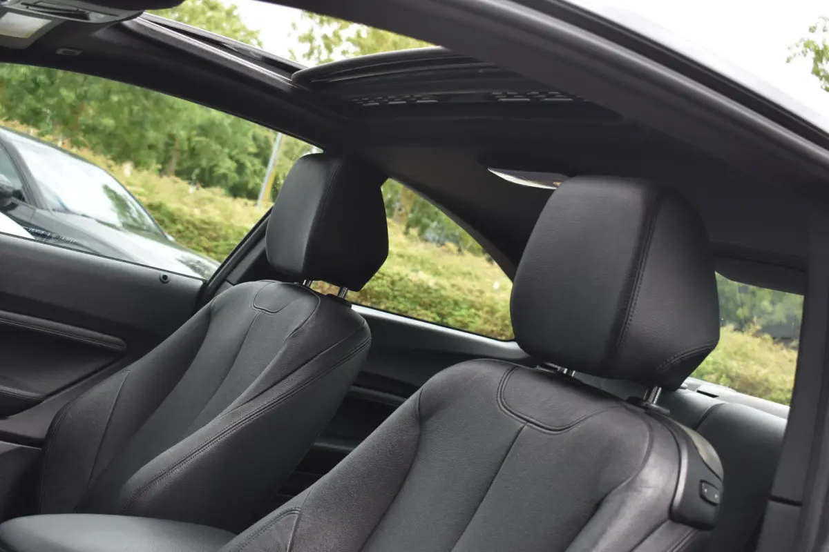 M235i High Executive Keyless Pano H/K Camera