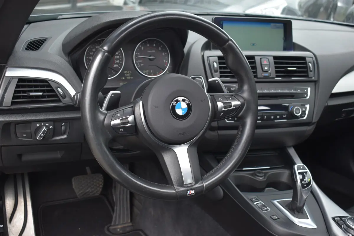 M235i High Executive Keyless Pano H/K Camera