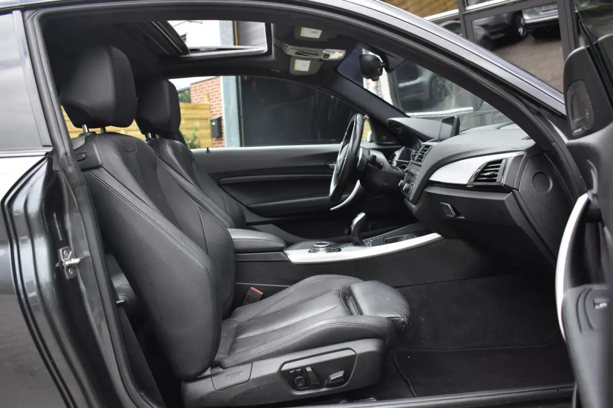 M235i High Executive Keyless Pano H/K Camera