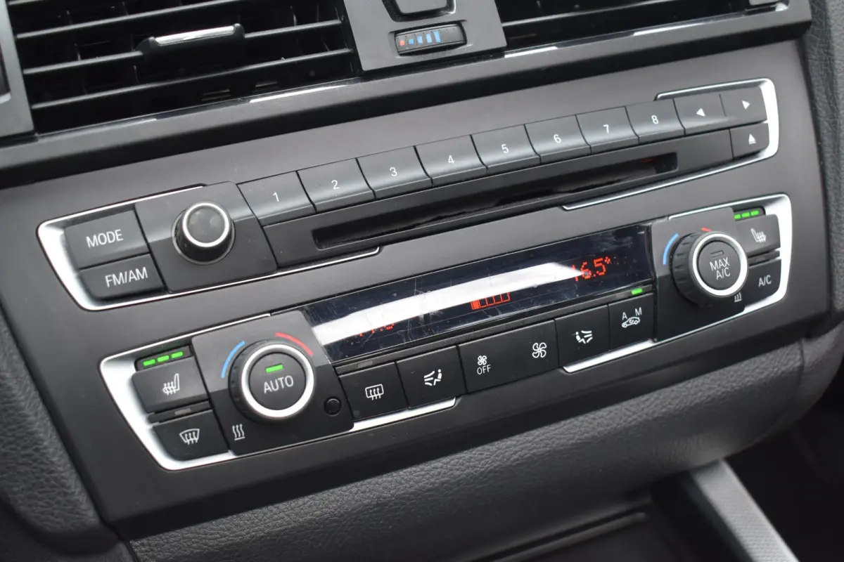 M235i High Executive Keyless Pano H/K Camera