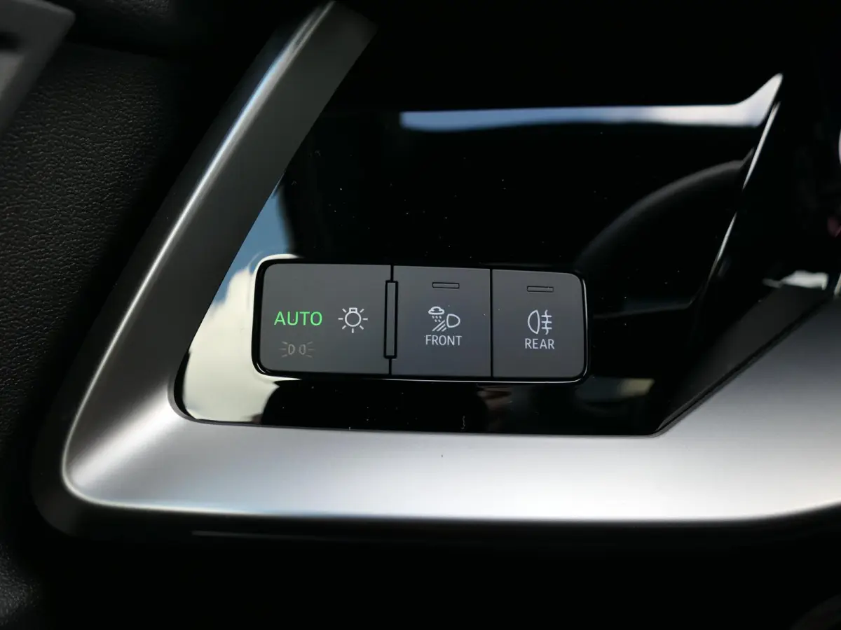 45 TFSI e S-line Competition | Black optic | Panoramadak | Elektrisch verstelbare alcantara-/lederen sportstoelen | Maxtrix LED | Apple-/Android Carplay | Sportstuur | Sfeerverlichting