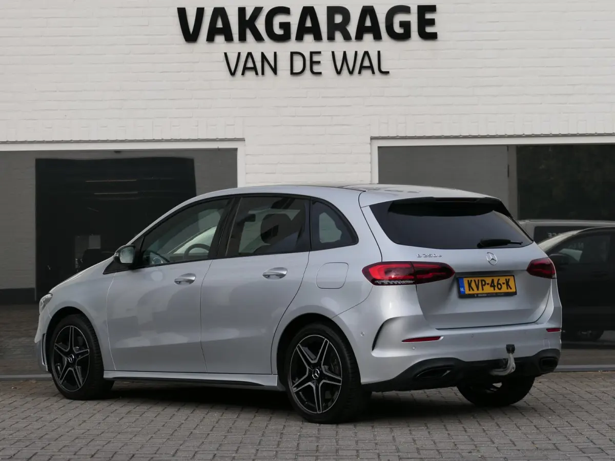 250 e AMG Line | Night pakket | Panoramadak | Trekhaak | MBUX | Apple-/Android Carplay | Multibeam | Achteruitrijcamera | Stoelverwarming | Dealer onderhouden