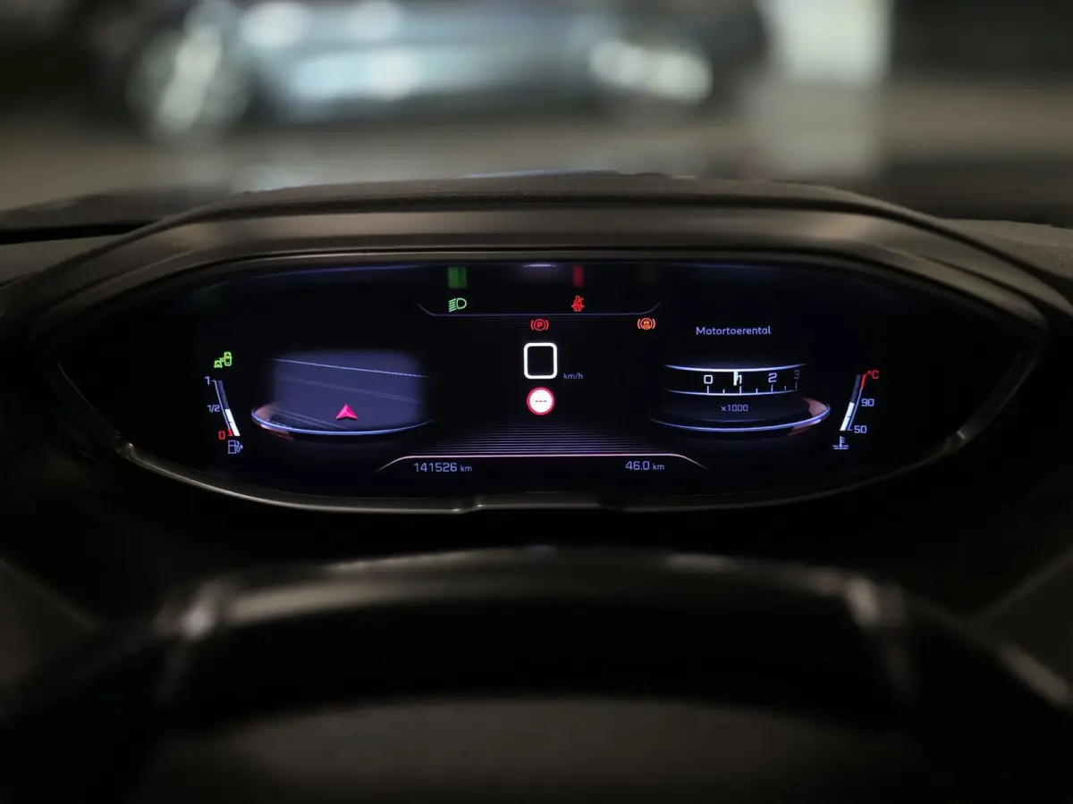 1.2 PureTech GT-Line|PANODAK|CAMERA|ACC