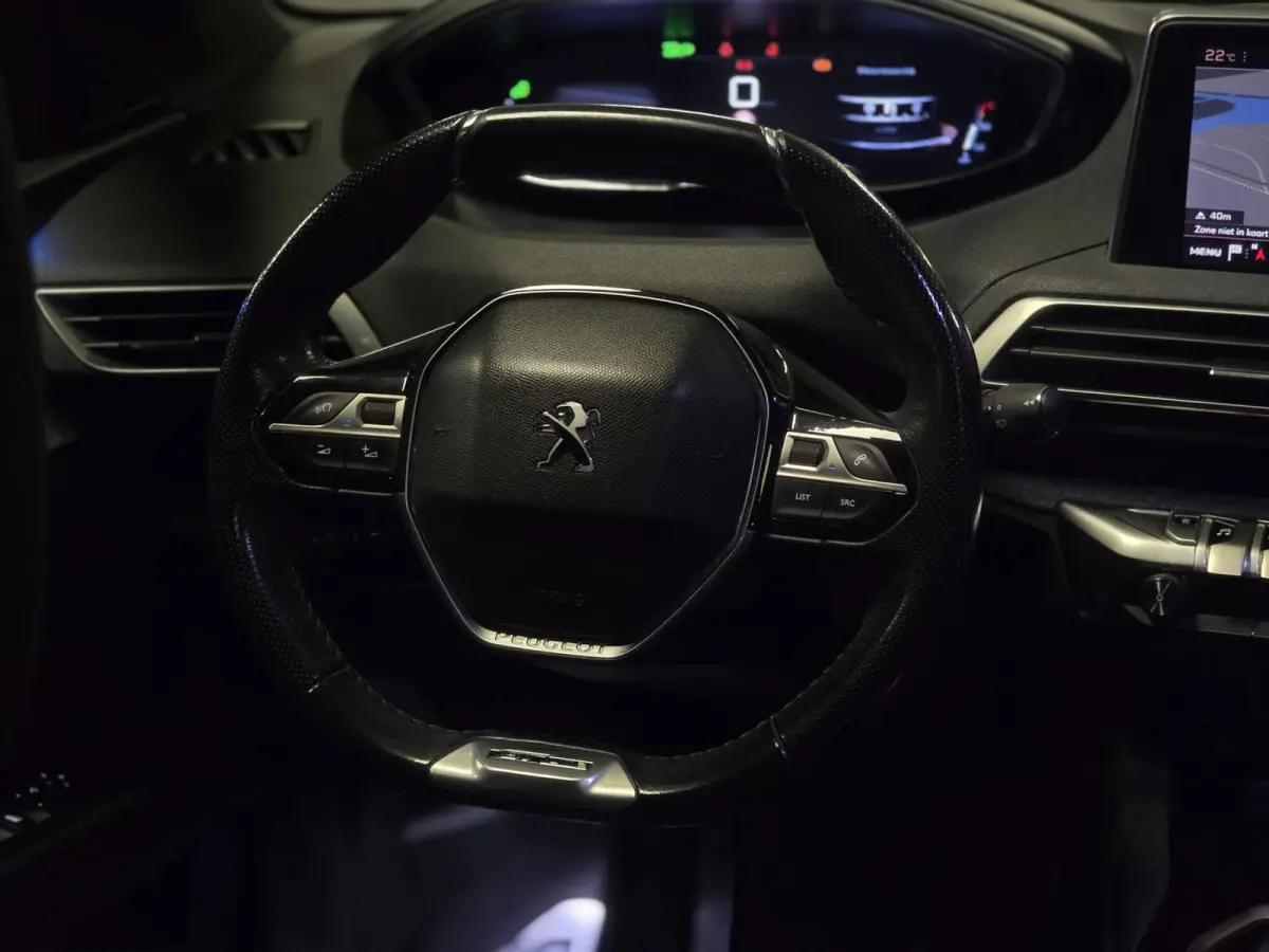1.2 PureTech GT-Line|PANODAK|CAMERA|ACC
