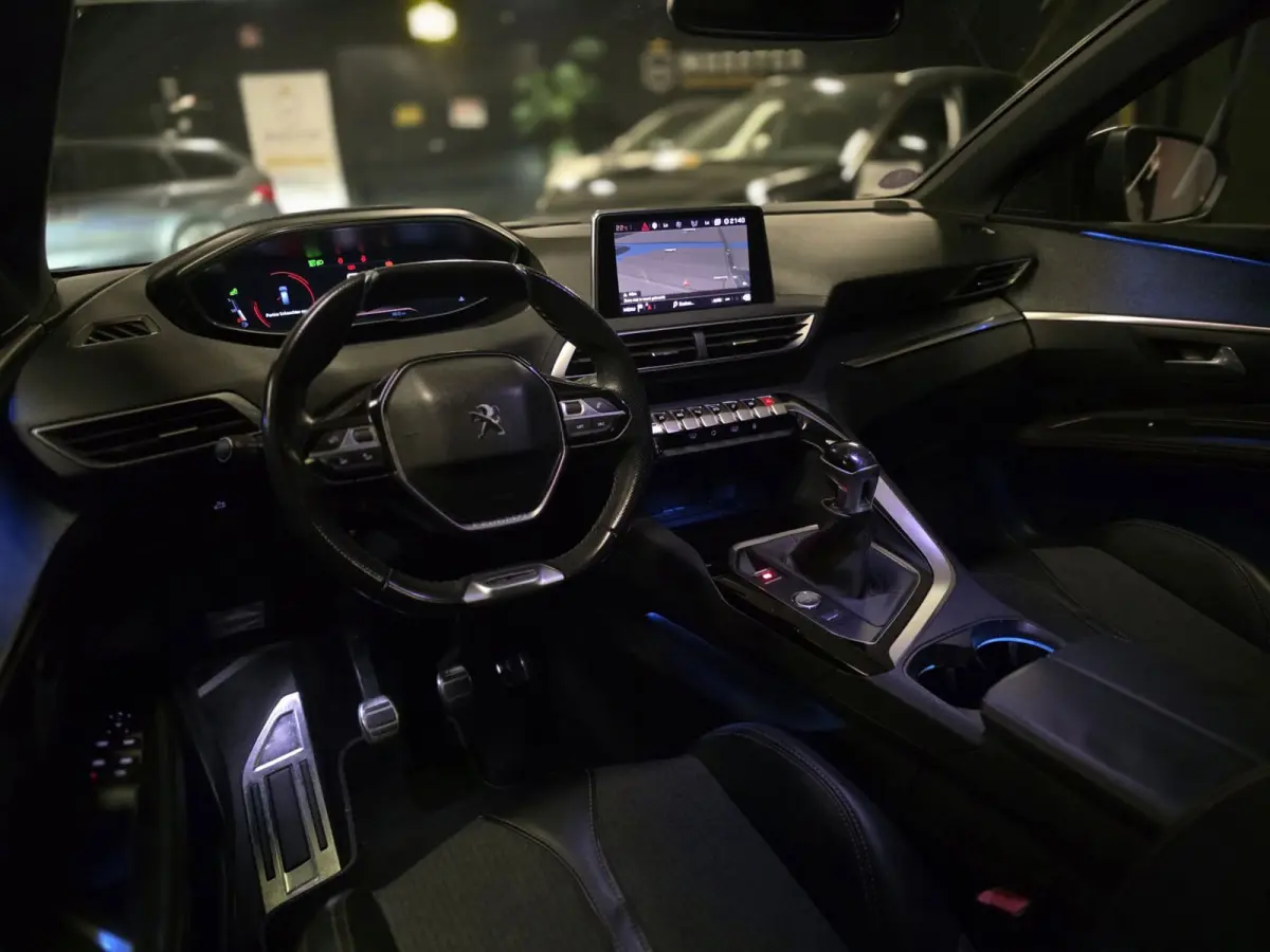 1.2 PureTech GT-Line|PANODAK|CAMERA|ACC